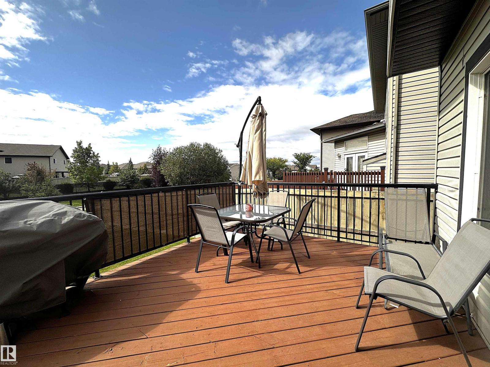 Photo 19 of 3756 13 St Nw, Edmonton AB
