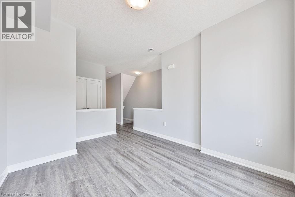 Photo 21 of 53 Aquarius Crescent, Hamilton ON