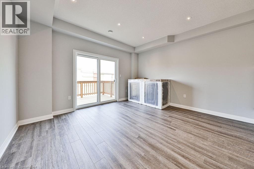 Photo 13 of 53 Aquarius Crescent, Hamilton ON
