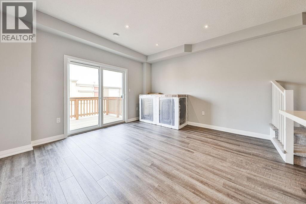 Photo 22 of 53 Aquarius Crescent, Hamilton ON