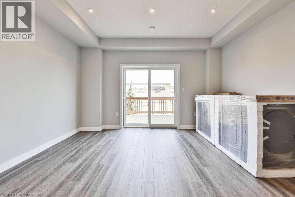 Photo 12 of 53 Aquarius Crescent, Hamilton ON