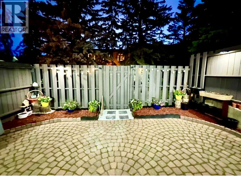 Photo 2 of 98 210 86 Avenue Se, Calgary AB