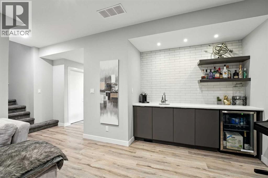 Photo 28 of 102 Longmire Close, Red Deer AB
