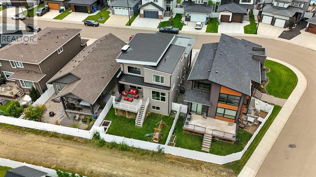 Photo 35 of 102 Longmire Close, Red Deer AB