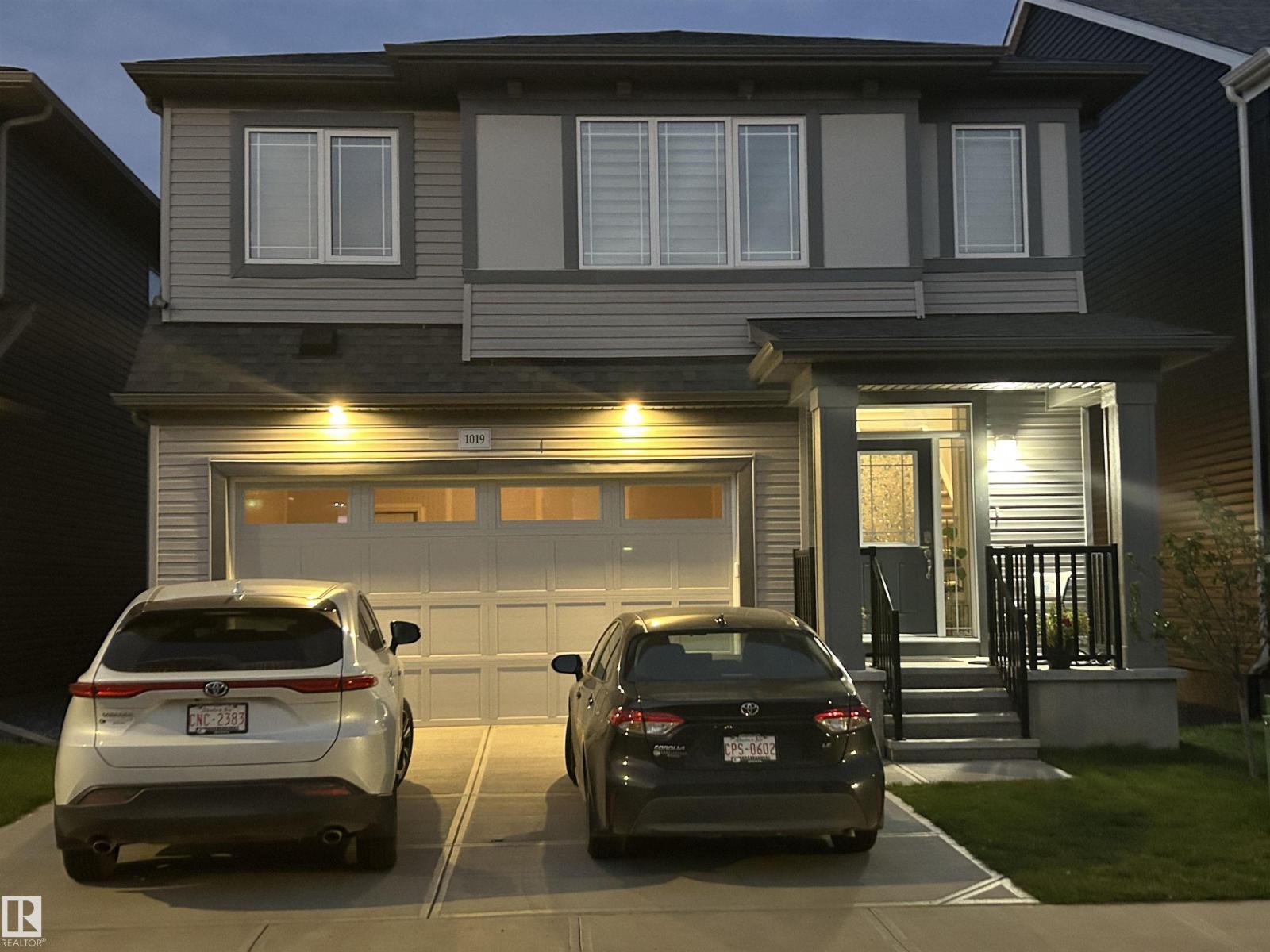 Photo 1 of 1019 Old Man Creek Bv, Sherwood Park AB