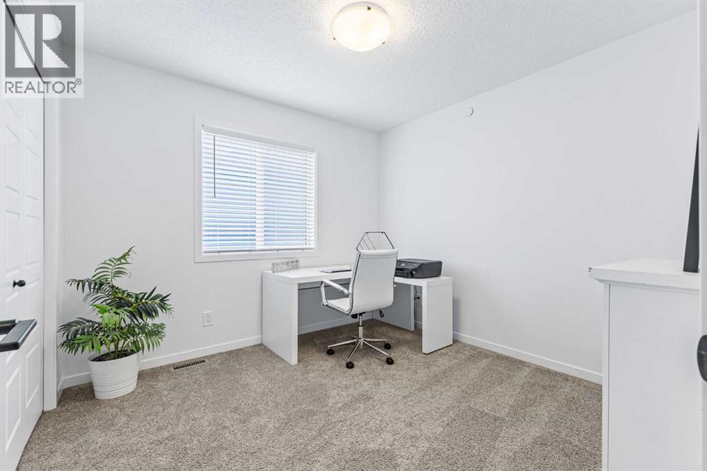 Photo 16 of 179 Livingston Avenue Ne, Calgary AB
