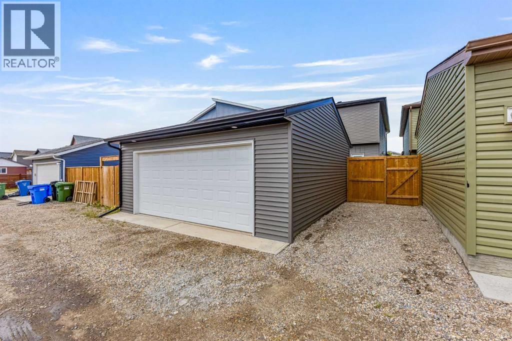 Photo 38 of 179 Livingston Avenue Ne, Calgary AB