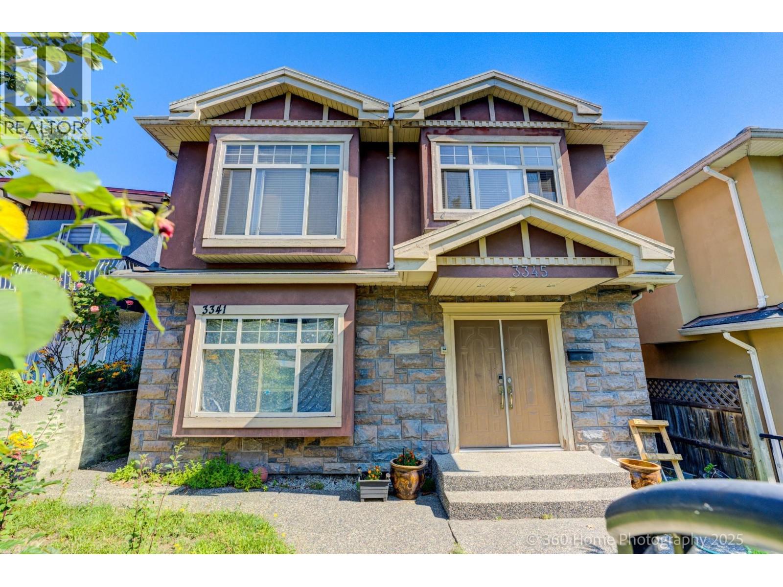 Photo 1 of 3345 Monmouth Avenue, Vancouver BC