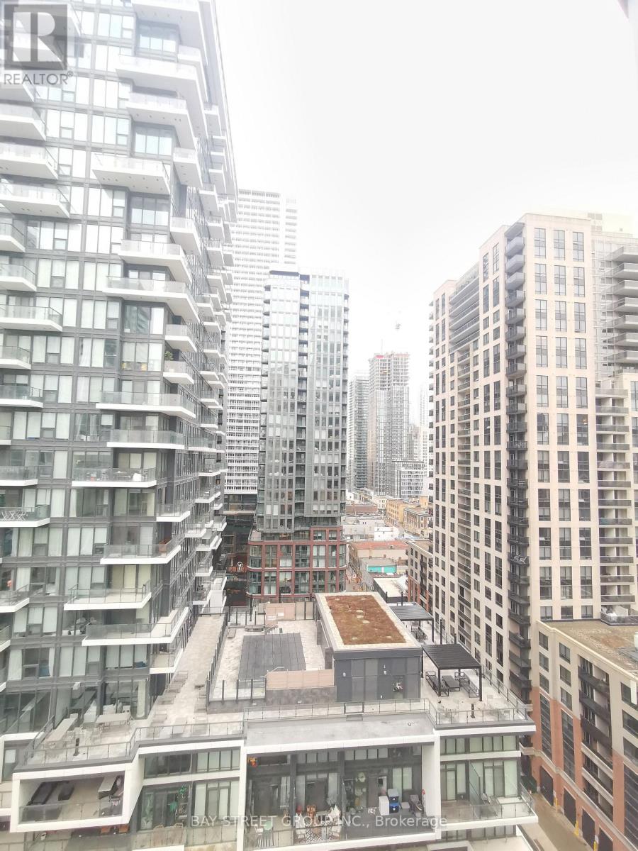 Photo 18 of 1602 68 Shuter Street, Toronto ON