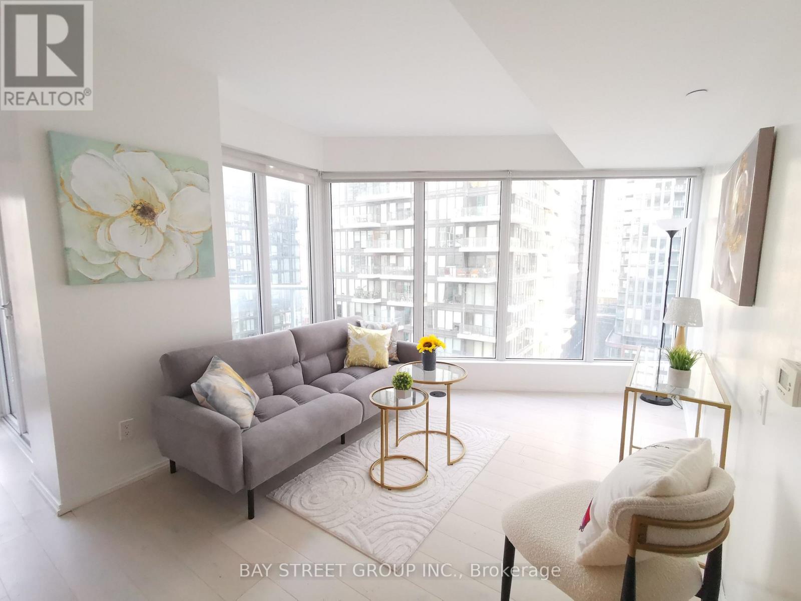 Photo 10 of 1602 68 Shuter Street, Toronto ON
