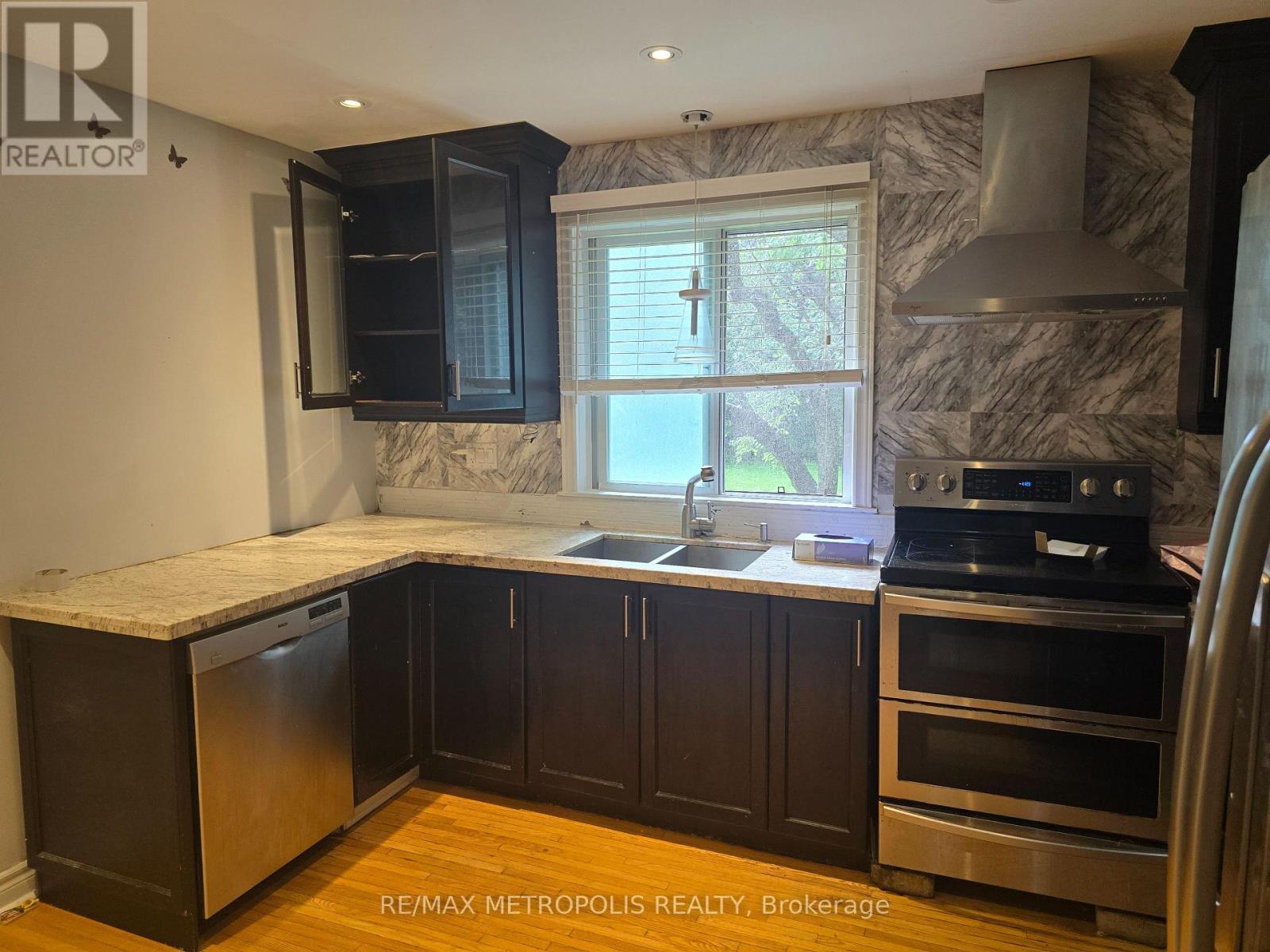 Photo 8 of 80 Glen Watford Drive, Toronto ON