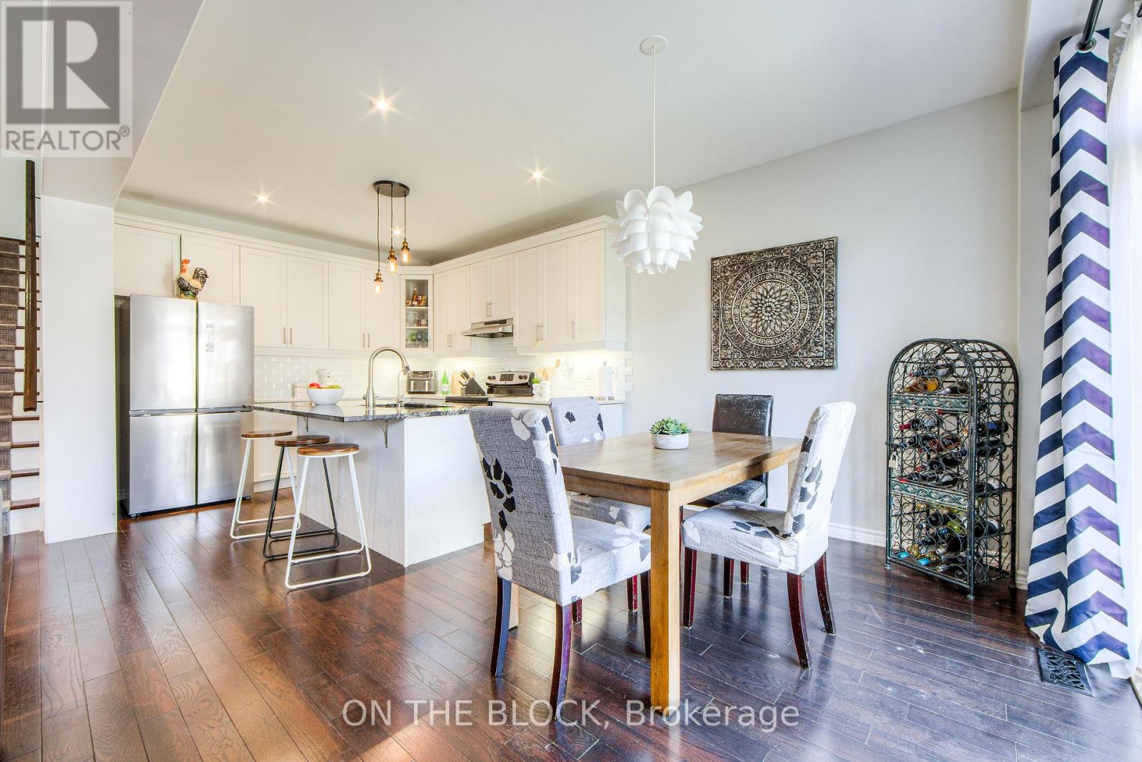 Photo 13 of 59 Hawke Crescent, New Tecumseth ON