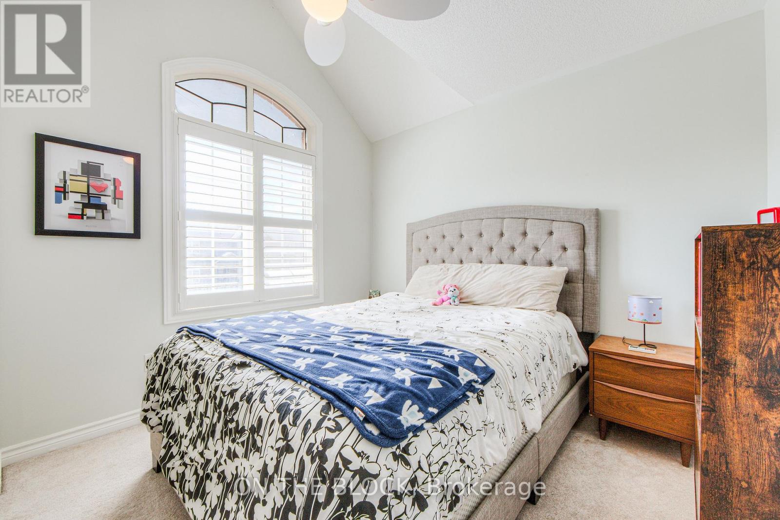 Photo 31 of 59 Hawke Crescent, New Tecumseth ON