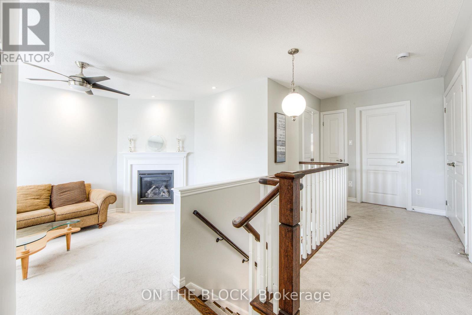 Photo 21 of 59 Hawke Crescent, New Tecumseth ON
