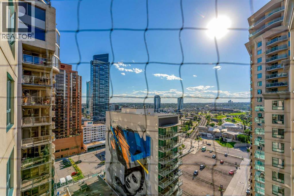 Photo 5 of 1715 1111 6 Avenue Sw, Calgary AB