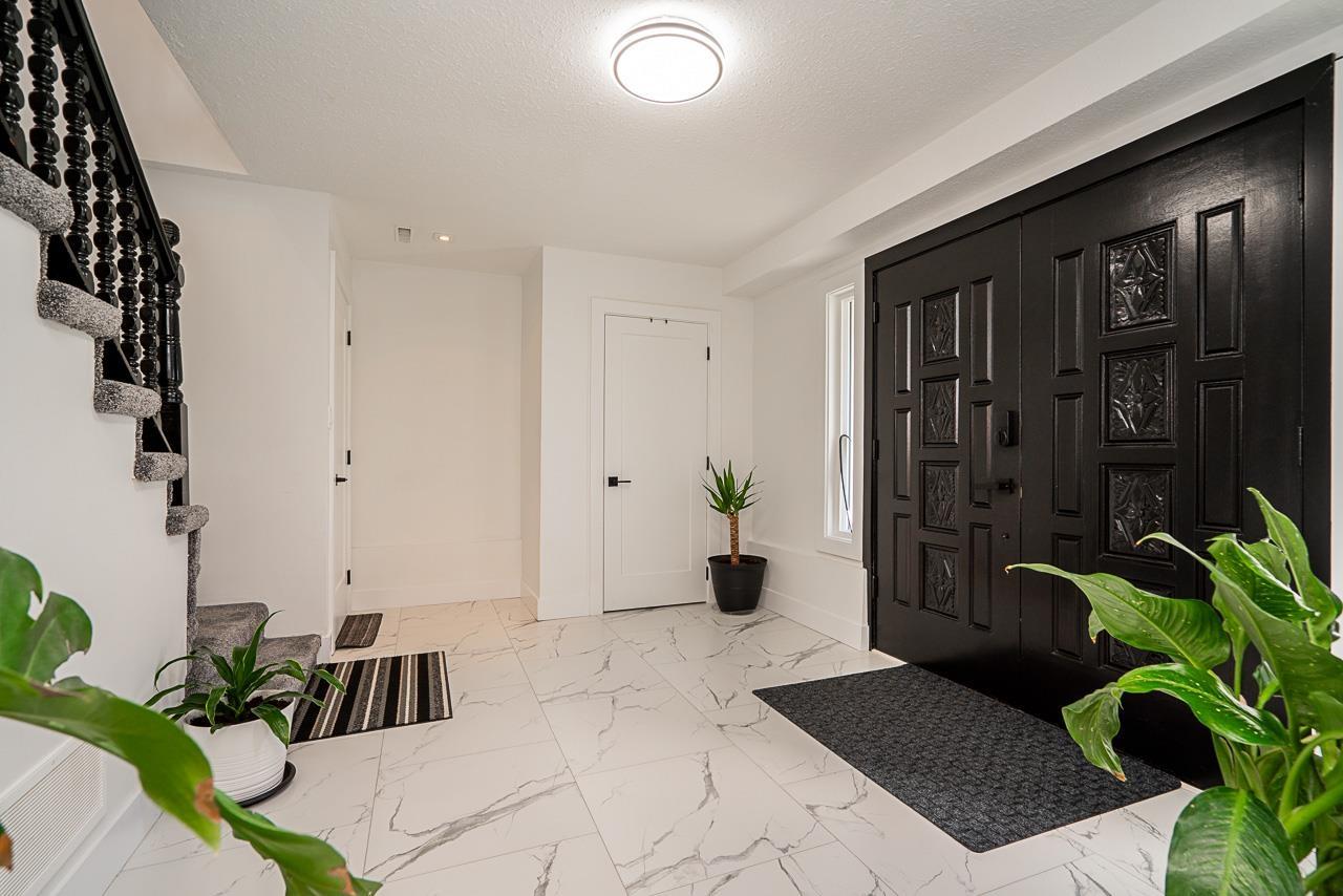 Photo 35 of 17233 60 Avenue, Surrey BC