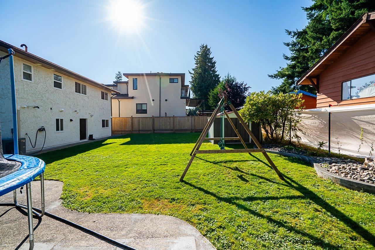 Photo 36 of 17233 60 Avenue, Surrey BC