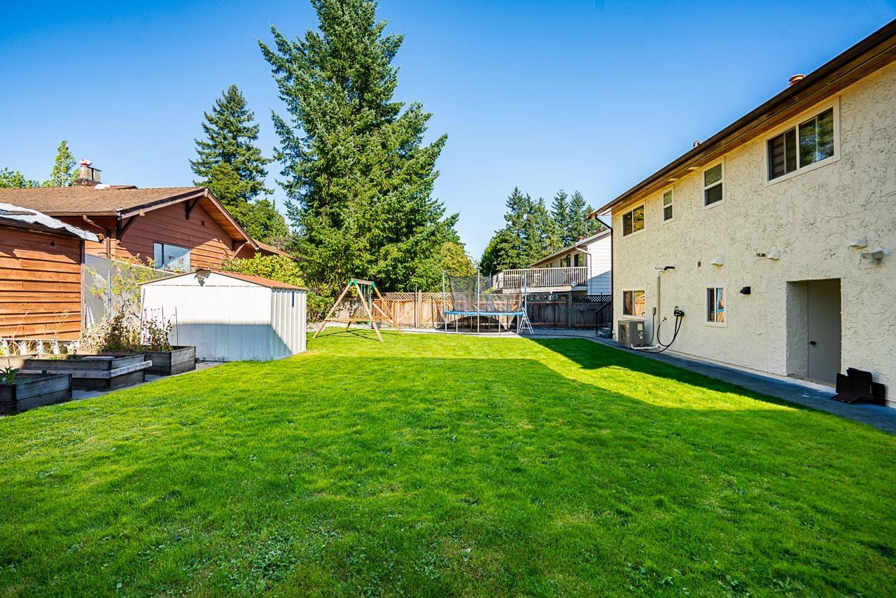 Photo 27 of 17233 60 Avenue, Surrey BC