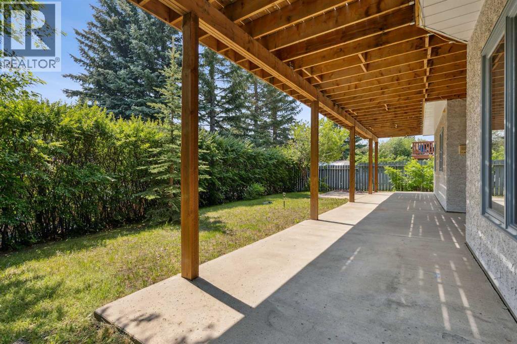 Photo 7 of 16 Edcath Mews Nw, Calgary AB