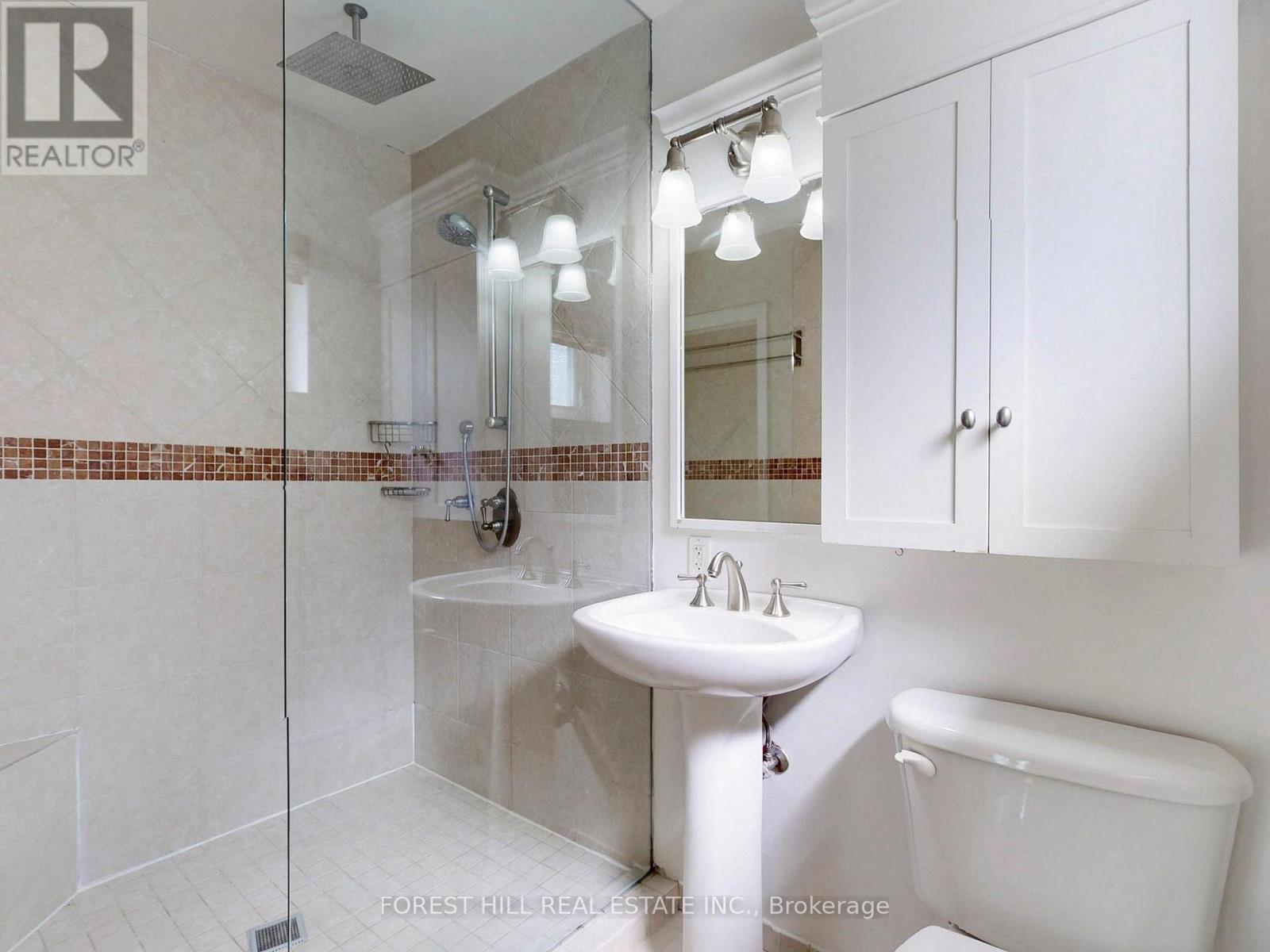 Photo 15 of 46 Chelford Road, Toronto ON