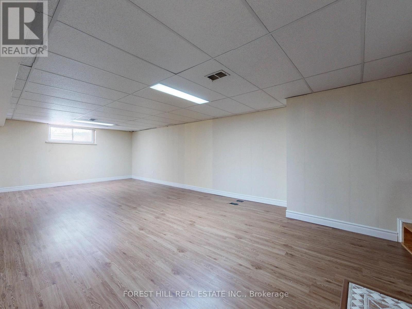 Photo 23 of 46 Chelford Road, Toronto ON