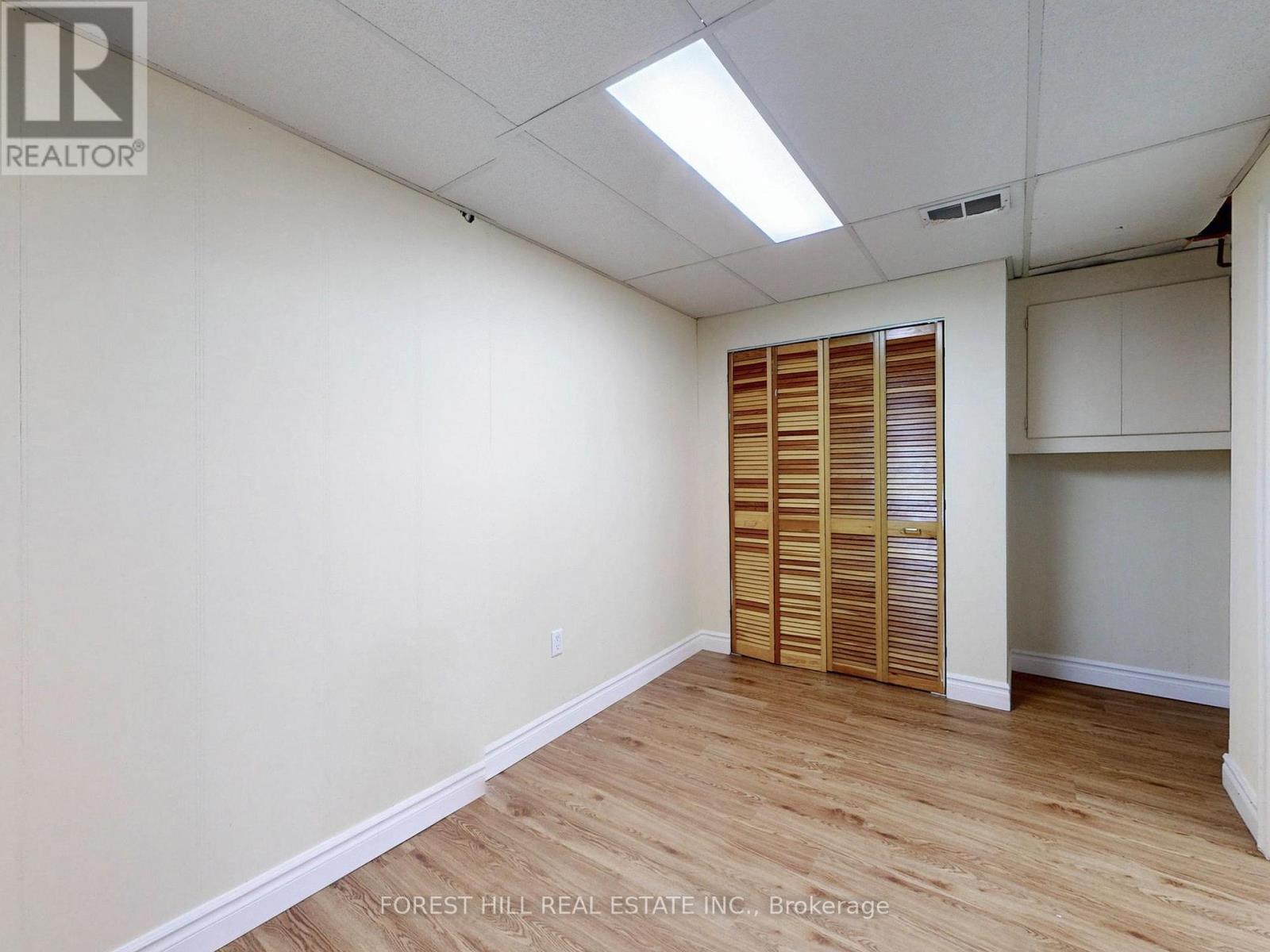 Photo 26 of 46 Chelford Road, Toronto ON