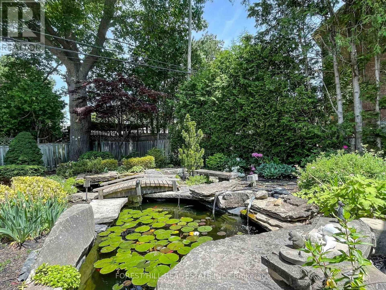 Photo 31 of 46 Chelford Road, Toronto ON