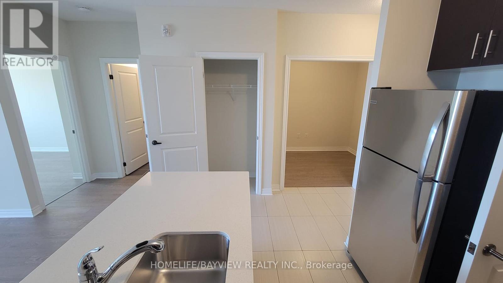 Photo 10 of Unit 808 7325 Markham Road, Markham ON