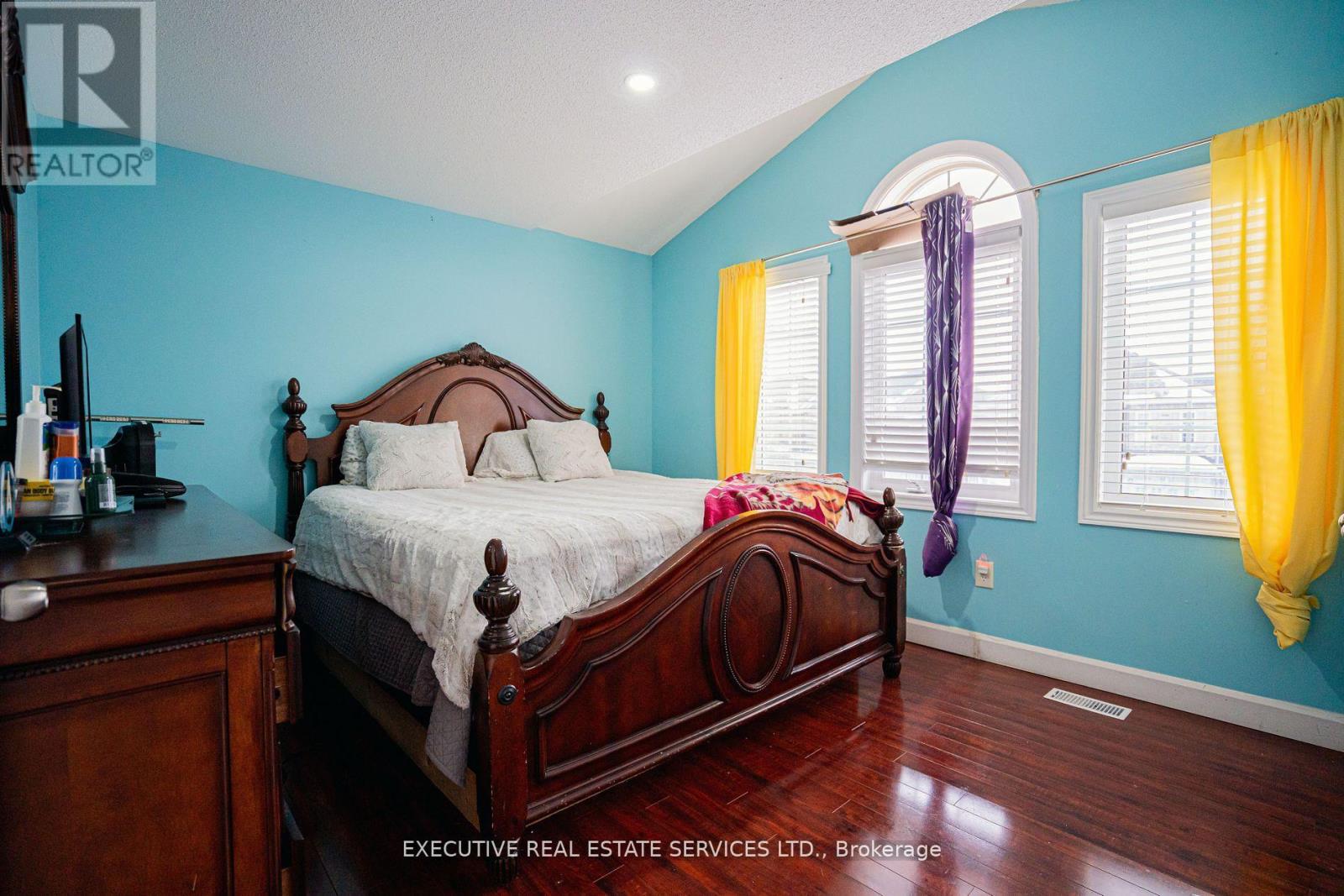 Photo 25 of 27 Savita Road, Brampton ON