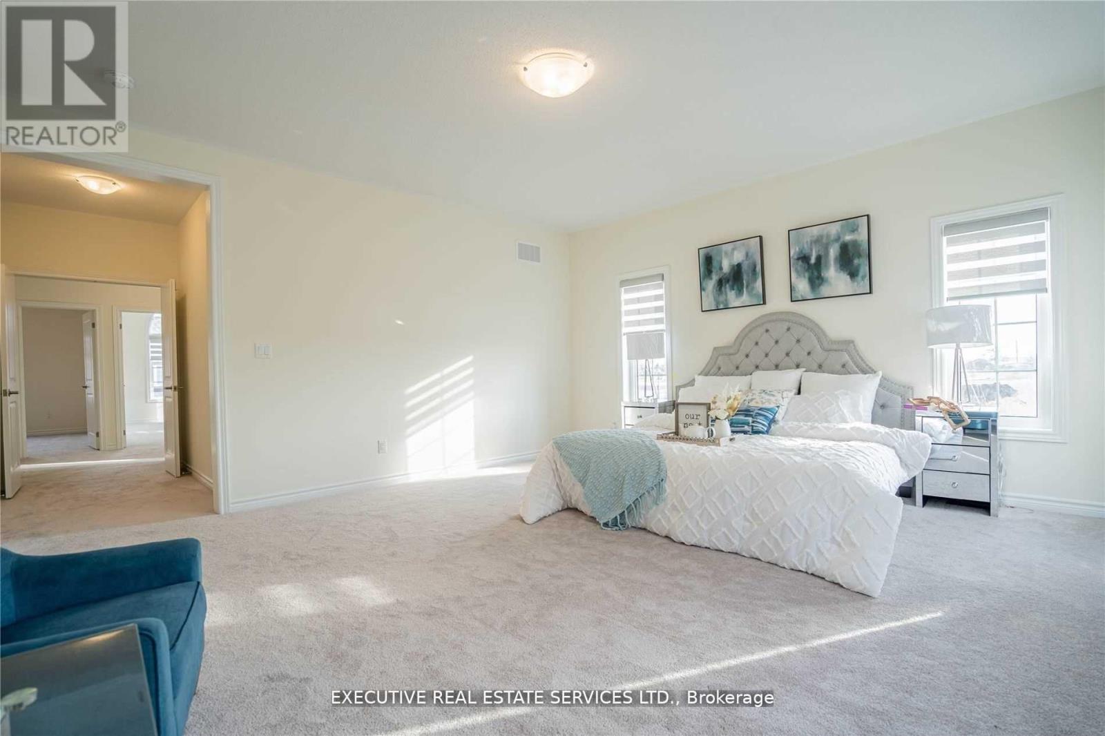 Photo 8 of 2 Thornvalley Terrace, Caledon ON
