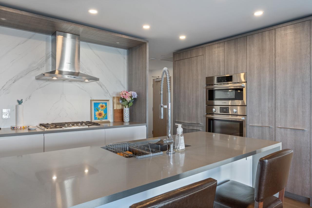 Photo 20 of 408 1441 Johnston Road, White Rock BC