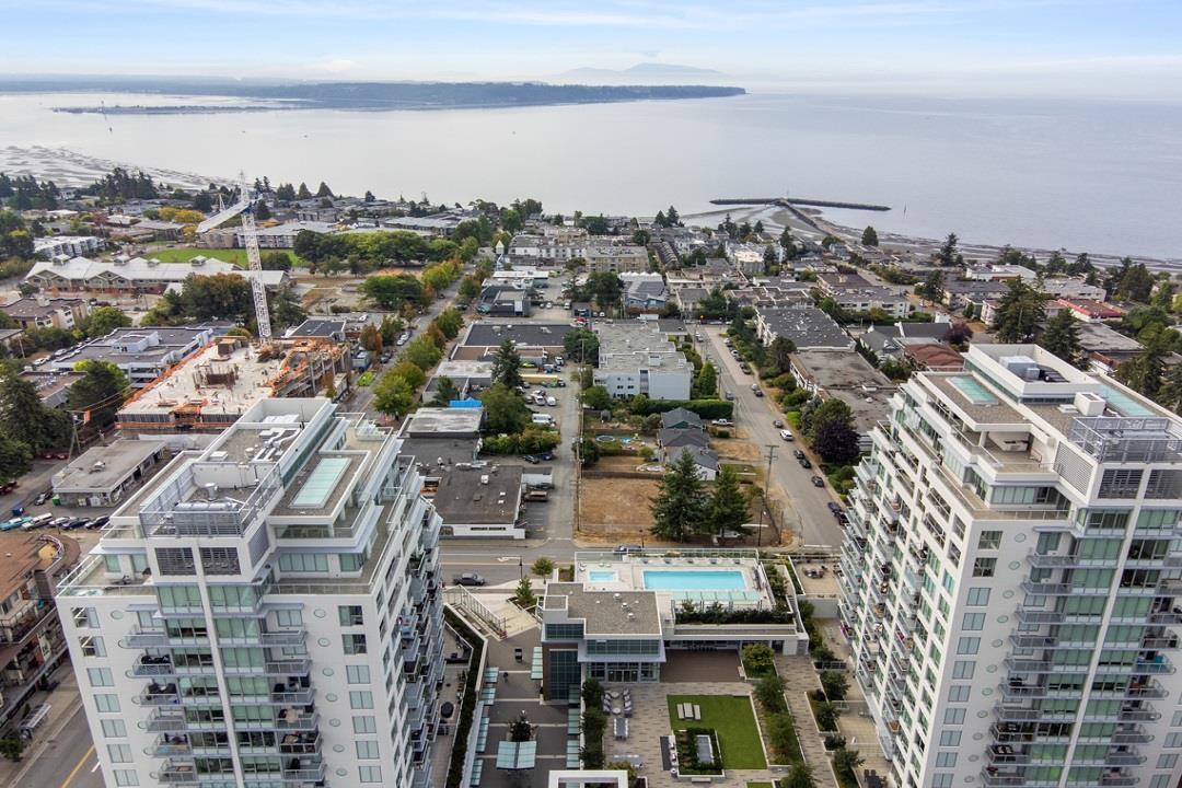 Photo 29 of 408 1441 Johnston Road, White Rock BC