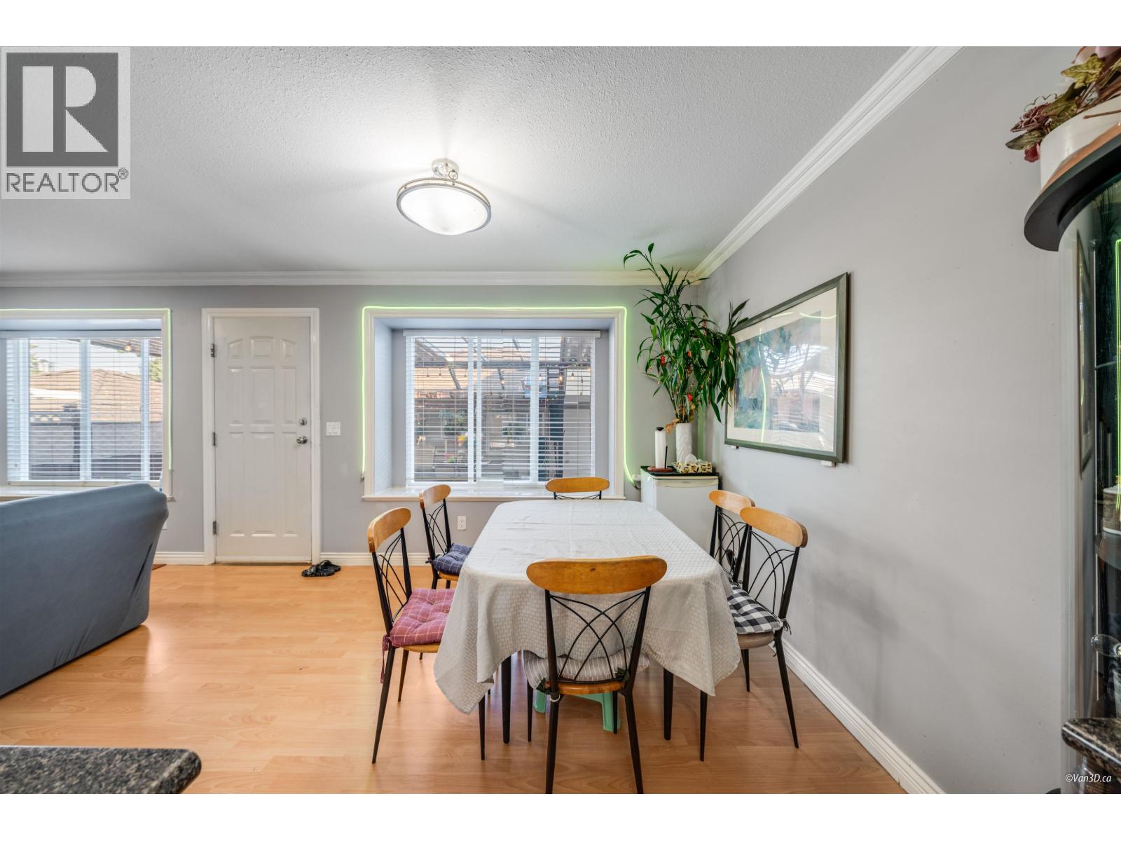Photo 11 of 4663 Canada Way, Burnaby BC