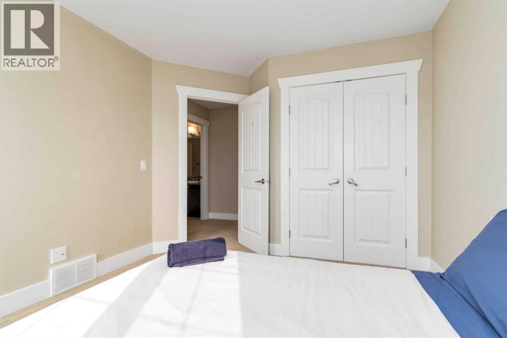 Photo 14 of 325 Heritage Drive, Fort Mcmurray AB