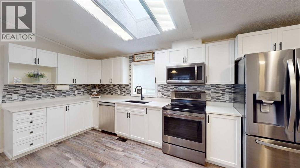 Photo 3 of 117 Mitchell Drive, Fort Mcmurray AB