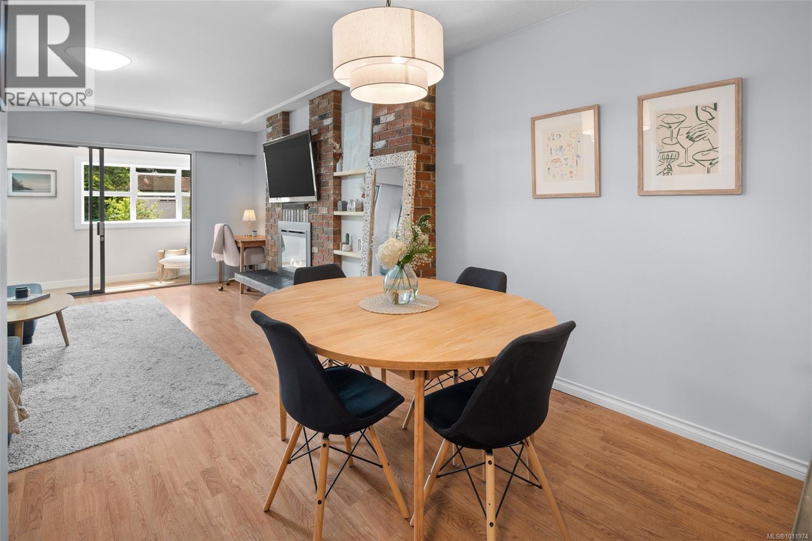 Photo 2 of 203 3244 Seaton St, Saanich BC