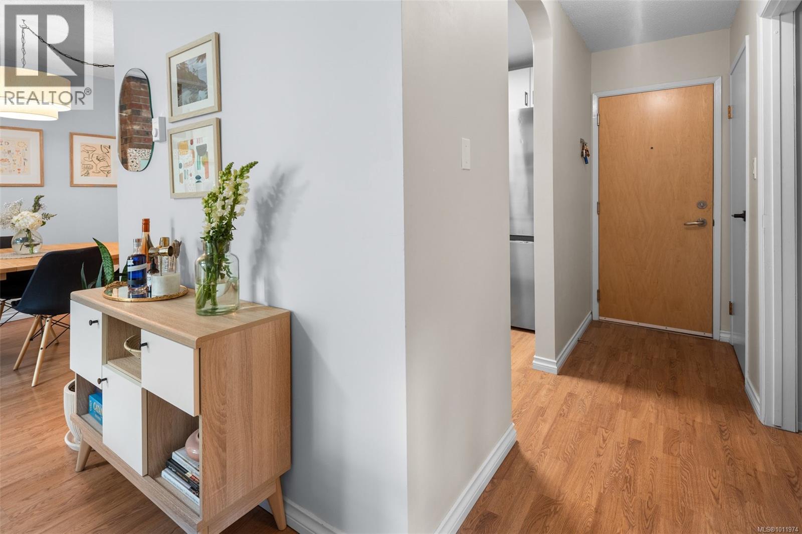 Photo 5 of 203 3244 Seaton St, Saanich BC