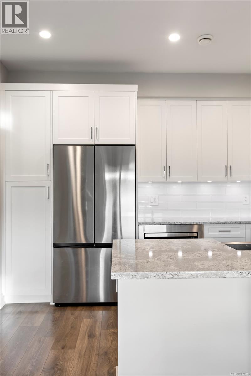  2768 Celestial Court, Langford