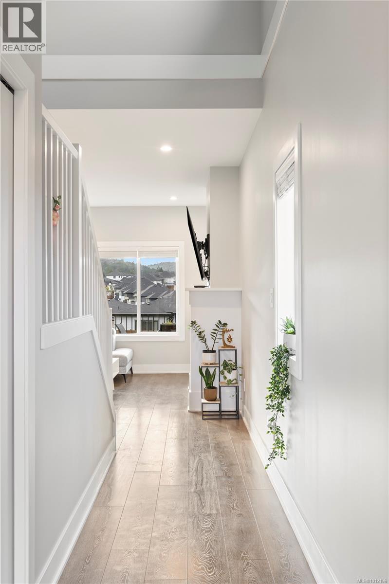  2768 Celestial Court, Langford