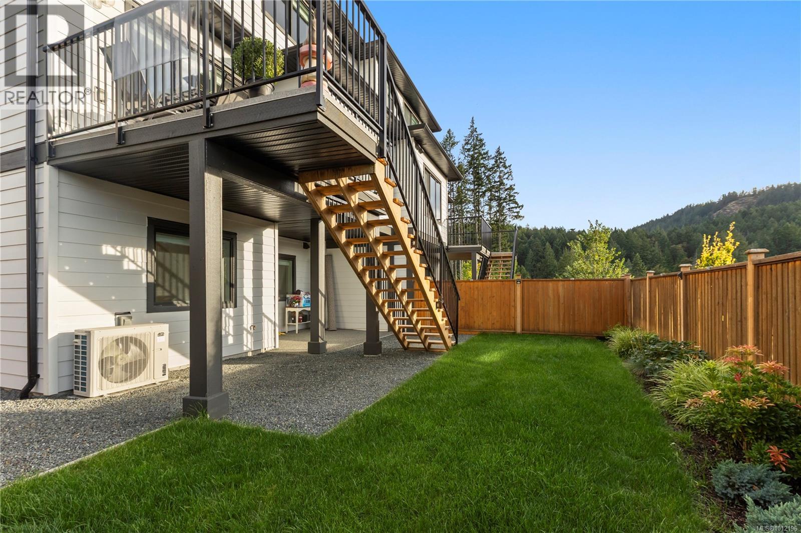 2768 Celestial Court, Langford