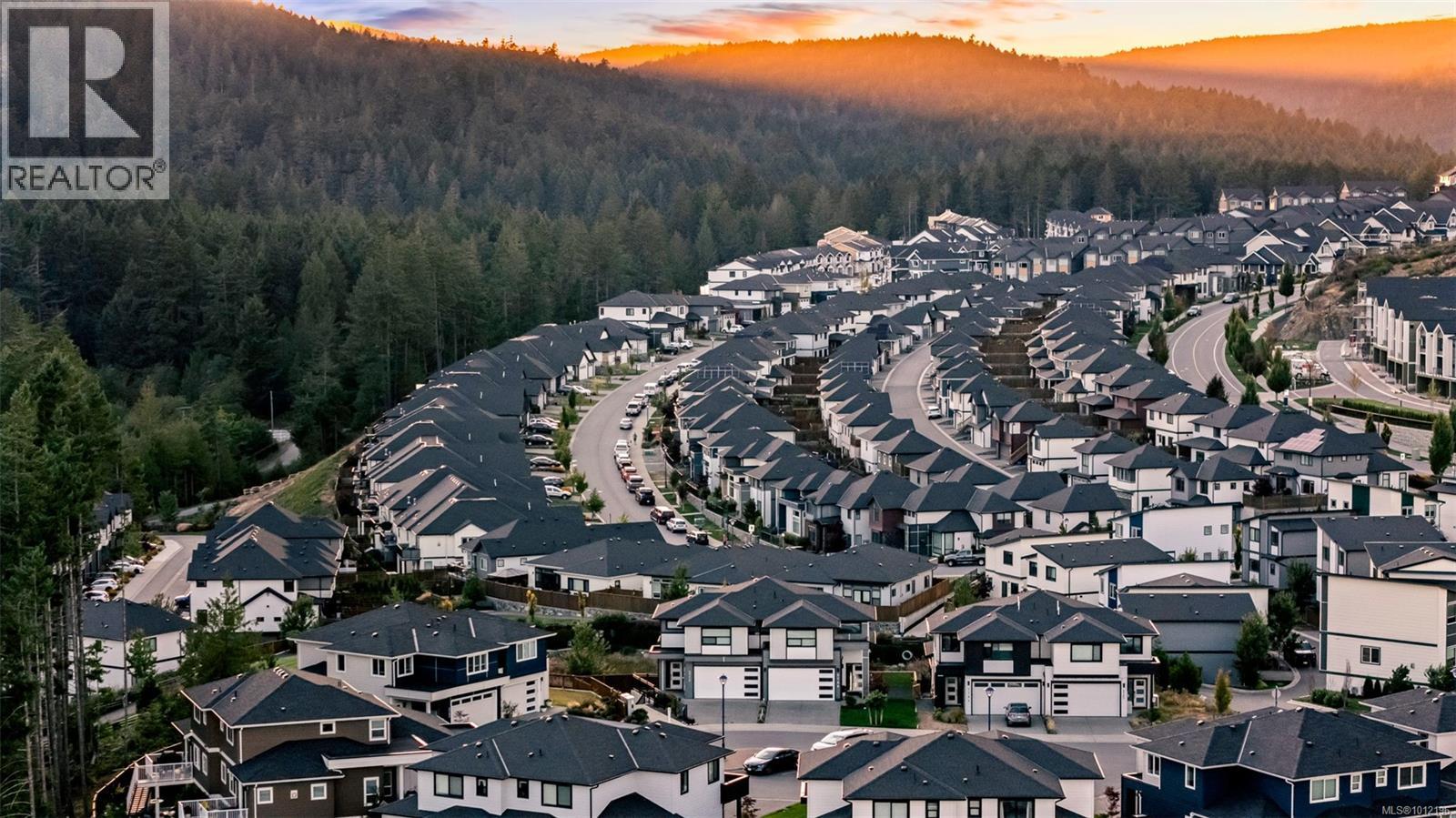  2768 Celestial Court, Langford