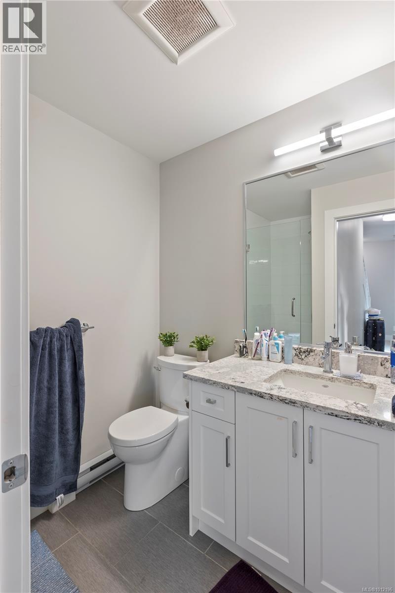  2768 Celestial Court, Langford