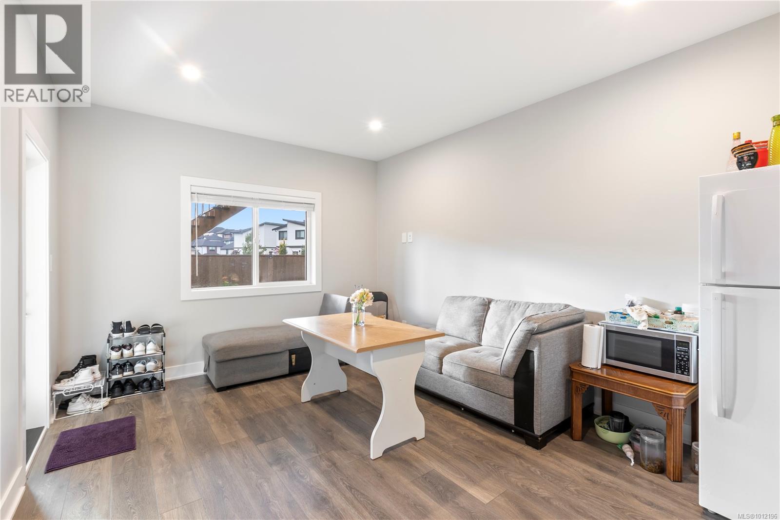  2768 Celestial Court, Langford