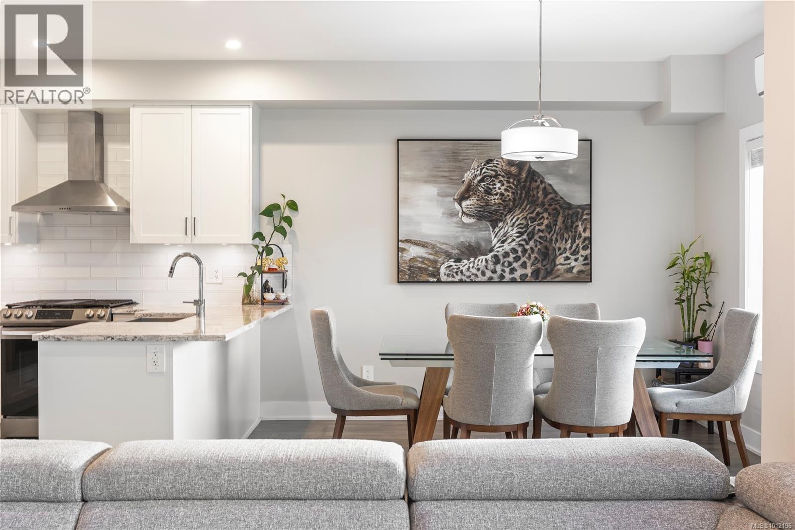  2768 Celestial Court, Langford