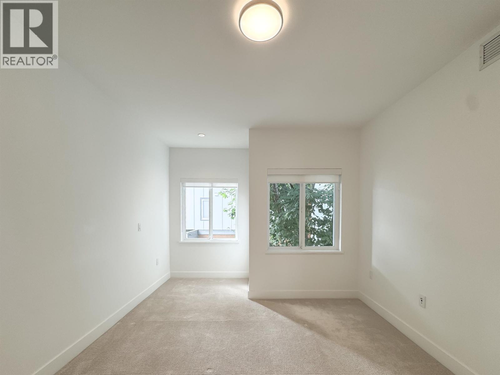 Photo 19 of 8 7000 Williams Road, Richmond BC