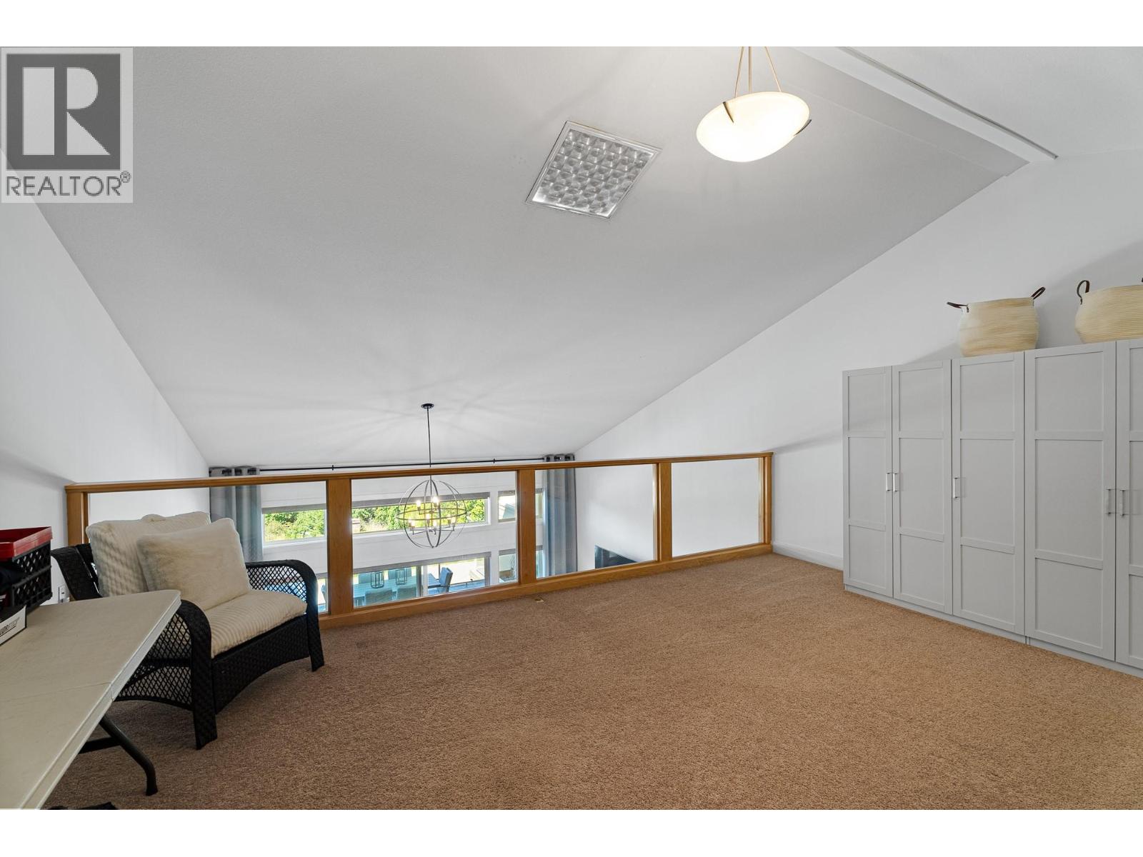 2802 Henstridge Road Unit# 2, Sorrento