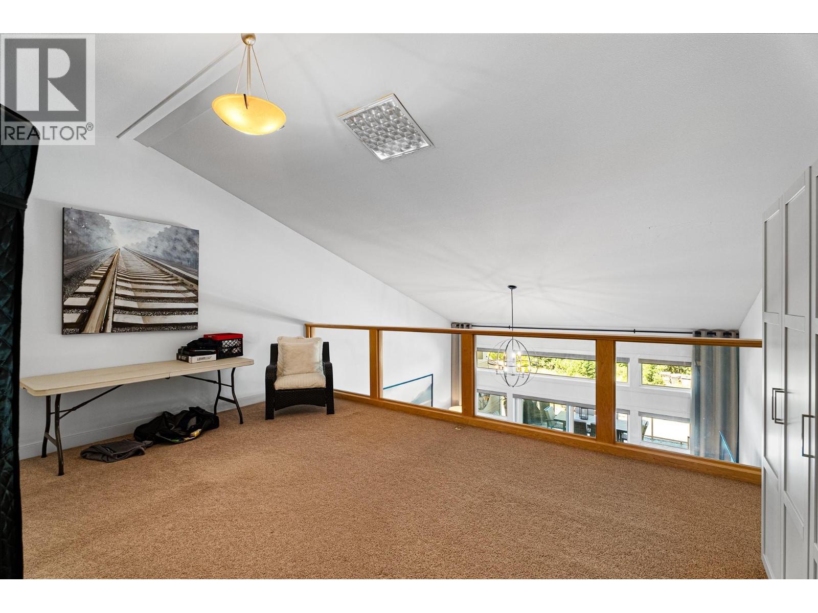 2802 Henstridge Road Unit# 2, Sorrento