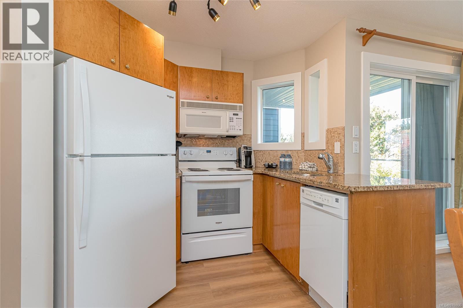 Photo 75 of 726 1600 Stroulger Rd, Nanoose Bay BC