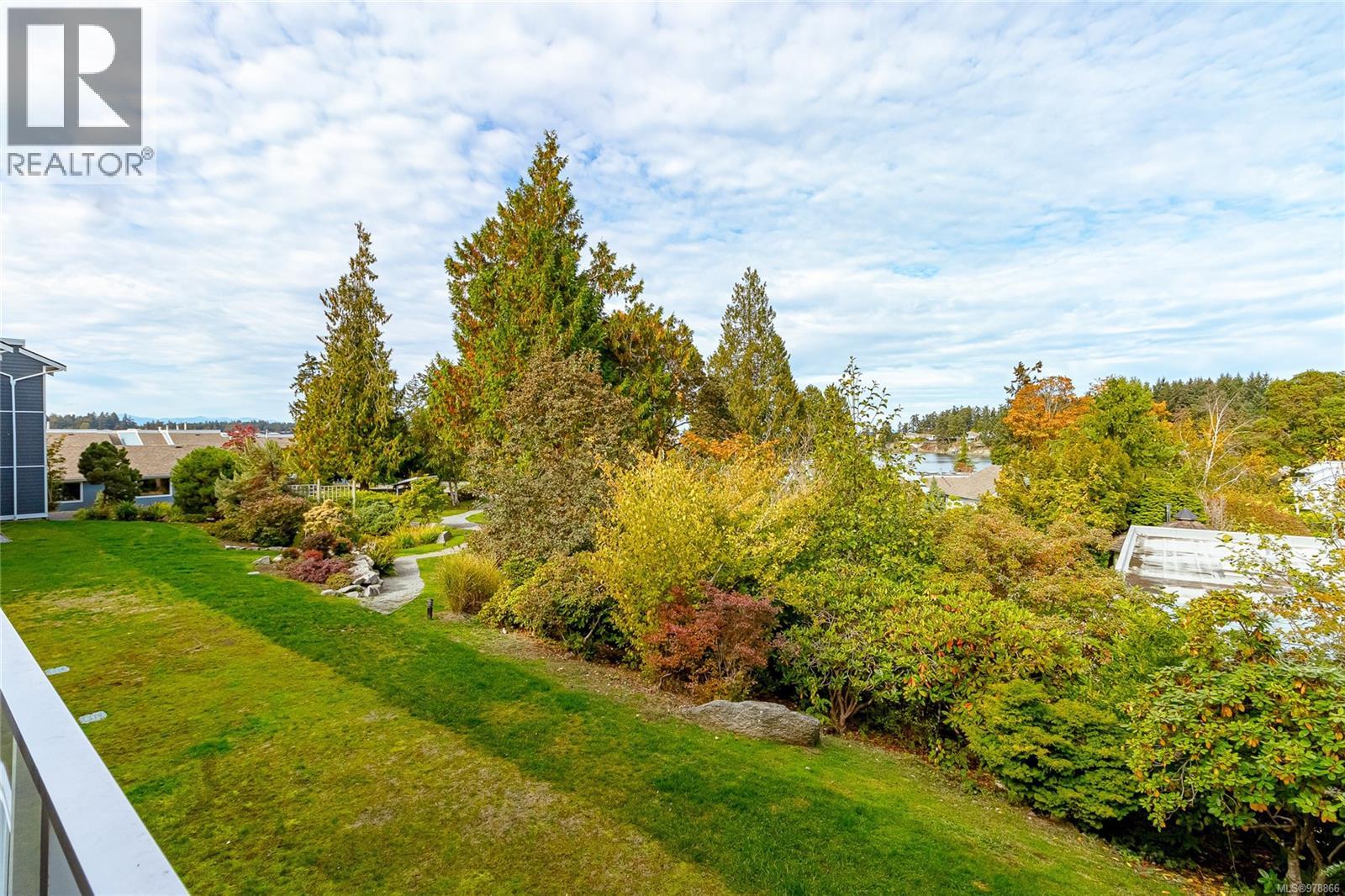 Photo 17 of 726 1600 Stroulger Rd, Nanoose Bay BC