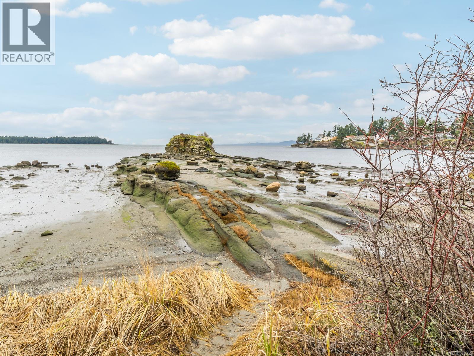 Photo 77 of 726 1600 Stroulger Rd, Nanoose Bay BC